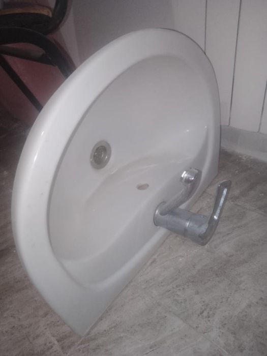 Продам Раковина б/у
