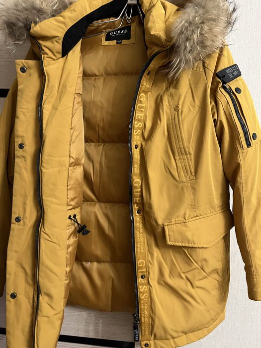 Продаю пуховик