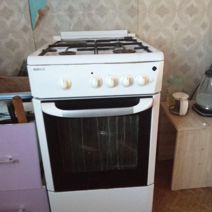 Продам Газ плиту