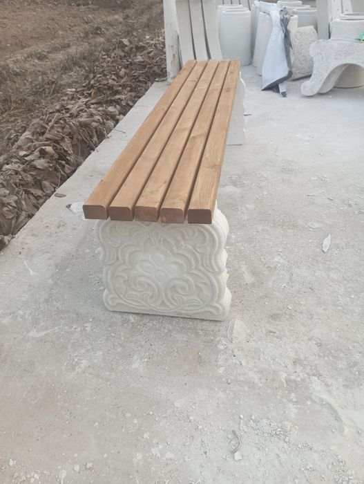 Скамейки и урны уличные