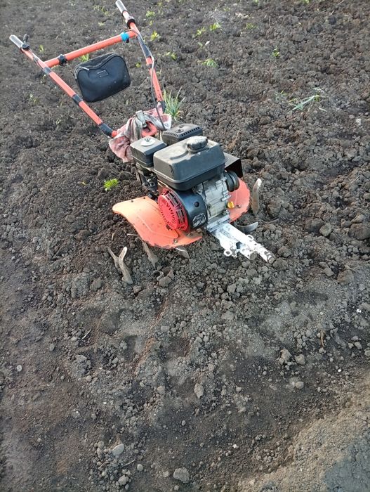 Вспашка земли мотоблоки быстро качесвенно