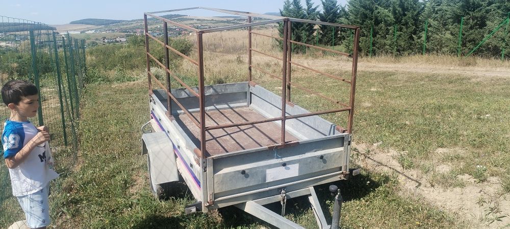 Remorca  750 kg rabatabila