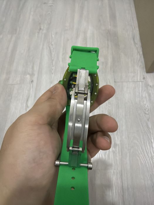 Продам часы richard mill состояния отличная купил часы уз