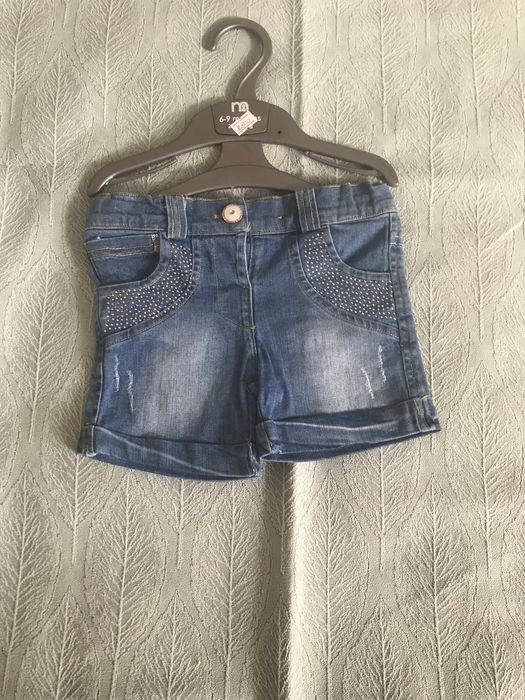 Детские вещи для девочки и новорожденного