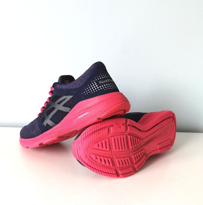 Asics Gel RoadHawk FF номер 37,5 оригинални маратонки