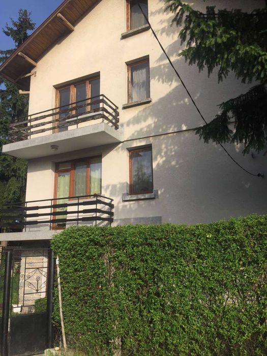 къща продава- с.говедарци, обл. самоков- 215 000 евро