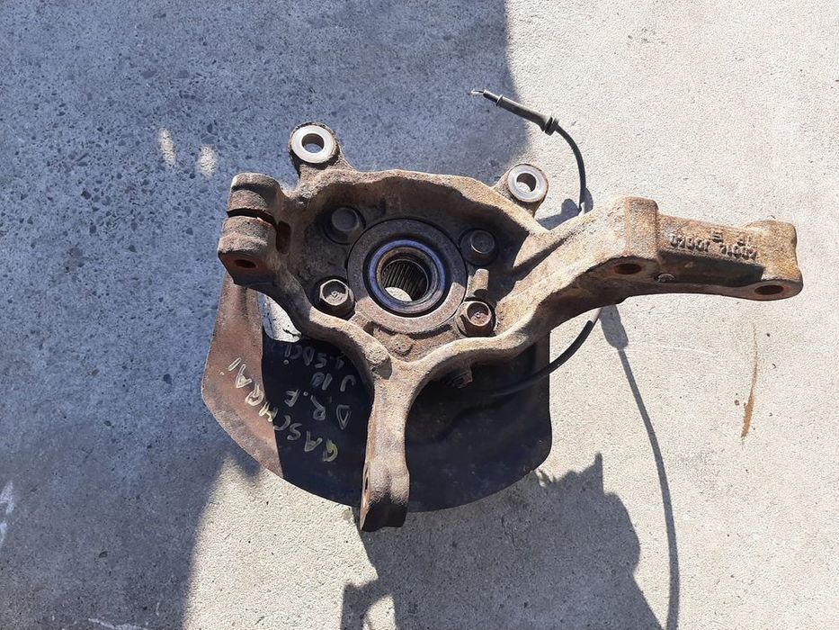 fuzeta dreapta  fata 1.5 dci nissan qashqai j10