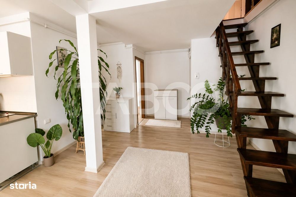 Apartament cu 3 camere de vanzare - mansarda Vasile Aaron - intabulata