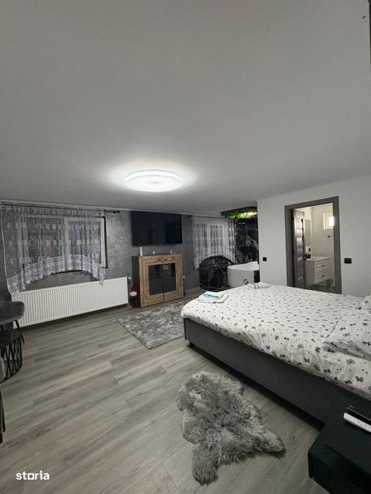 Casa P+M, 145 mp, 700 mp teren, 5 dormitoare, zona Busag