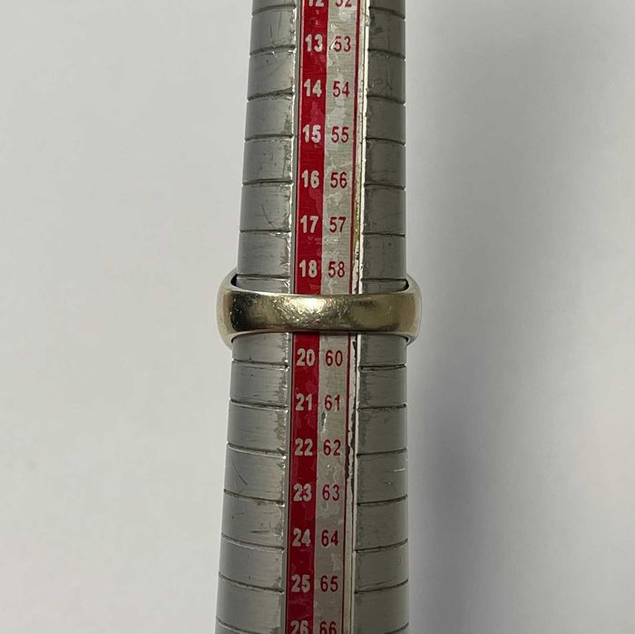 Златен пръстен 8.28гр.