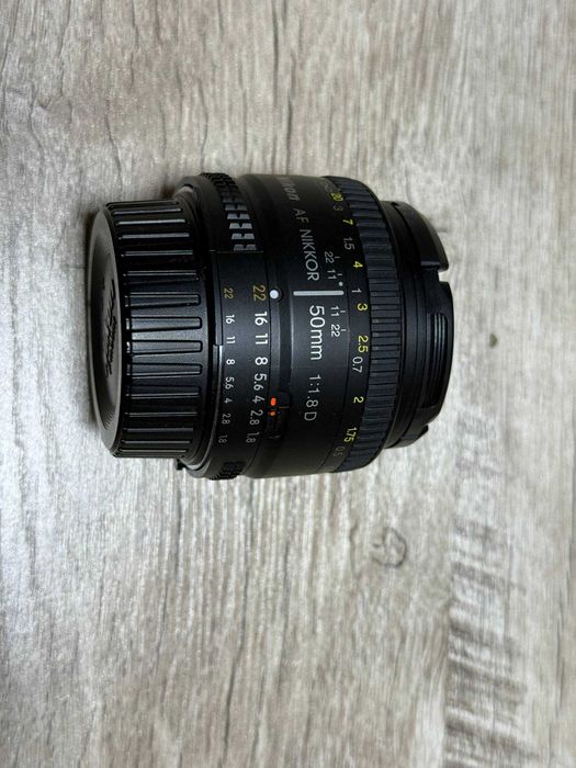 NIKON D5200  и объектив 50мм 1:1,8