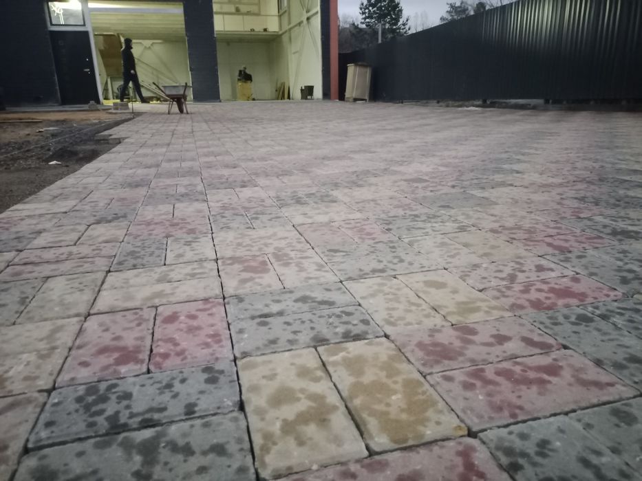 Монтаж демонтаж брусчатки