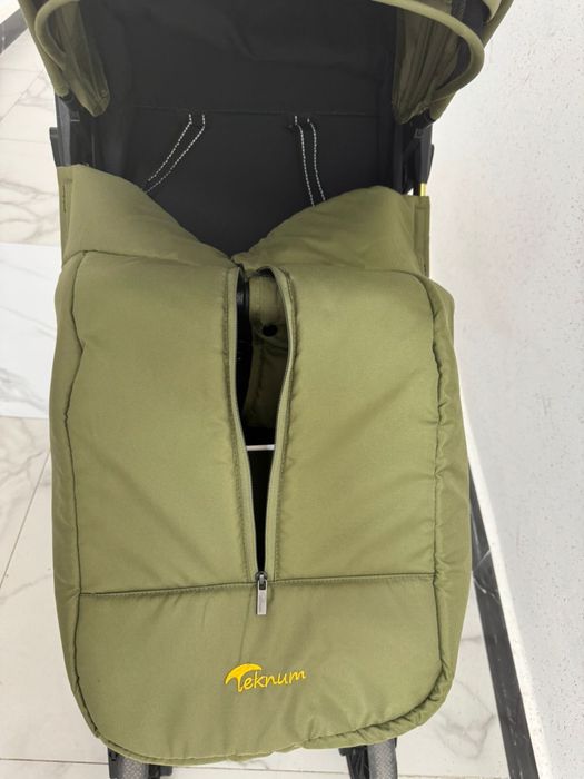 Коляска  Текнум состояние идеальное