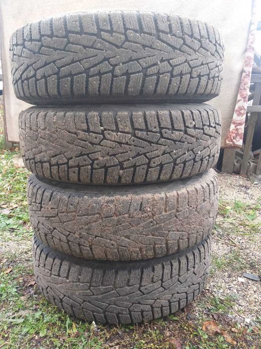 Комплект зимней резины