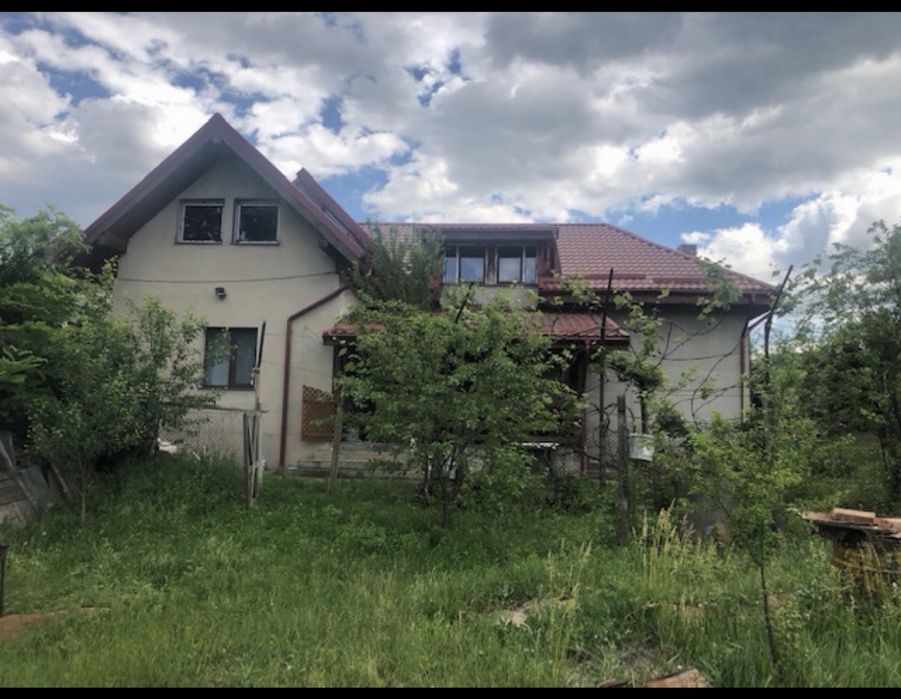 Casă individuală P+M cu teren de 4.800 mp, livadă și anexe – Corbeanca, comuna Vânătorii Mici, jud. Giurgiu