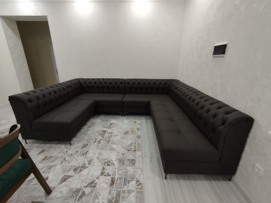 Реставрация и перетяжка старый мягкий мебели