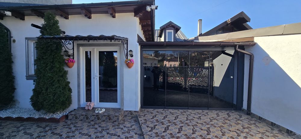 Vand casă Odobești centru