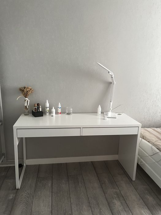 Продам письменый стол ИКЕА