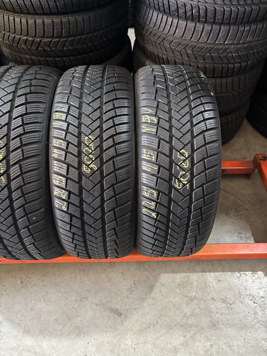 Anvelope Iarna 225/45/19 Vredestein WinTrac Pro 225 45 19 R19