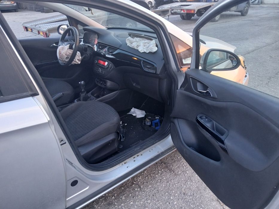 Opel Corsa 2015 1.4 benzin