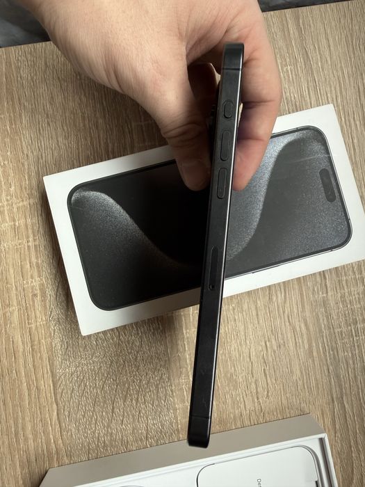 Перфектен! Iphone 15 pro max 512gb