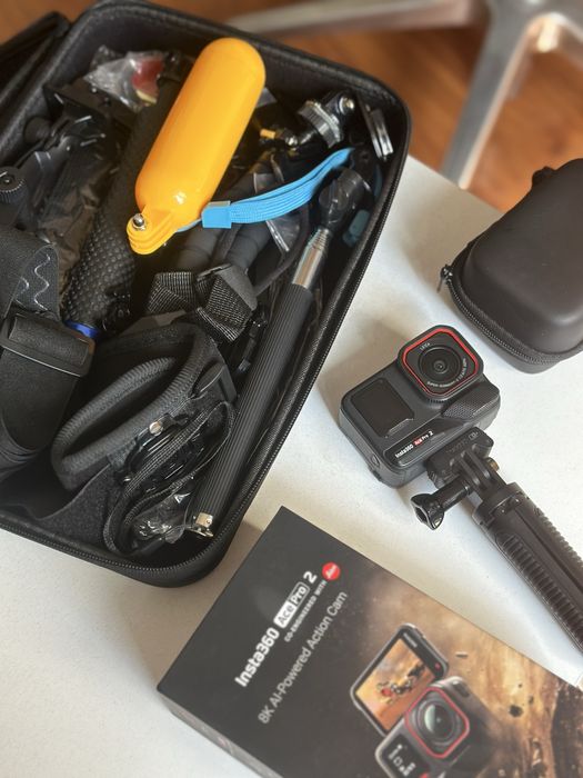 Экшн камера insta 360 ace pro 2