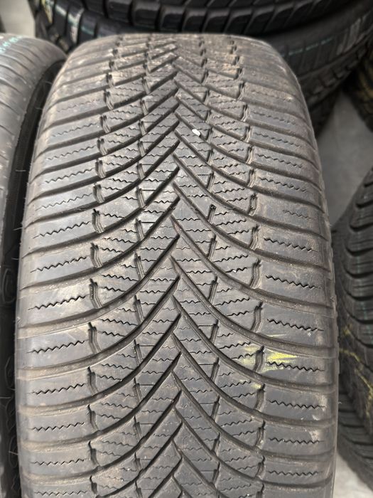 Vand 4 anvelope 225/55/18 firestone allsezon ca noi