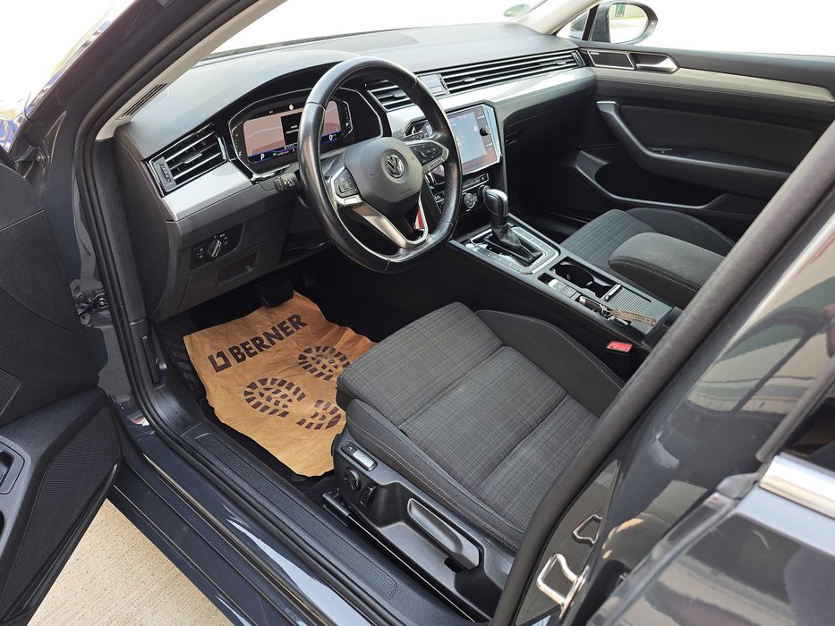 Volkswagen Passat /Matrix/Virtual/Dynaudio/Carlig/Masaj/Padele