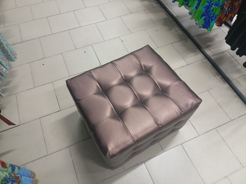 Продам пуфик 3штуки