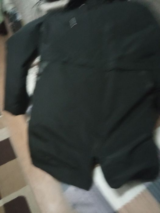 Продам зимнюю куртку