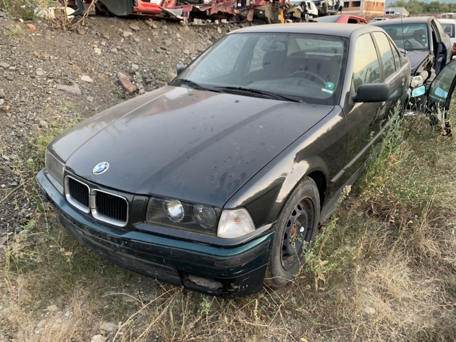 НА ЧАСТИ! BMW E36 318i 115 кс. седан БМВ 318i Е36