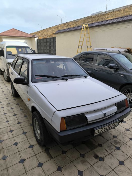 ВАЗ 2109 "девятка"