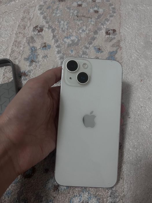 Продам Айфон 14