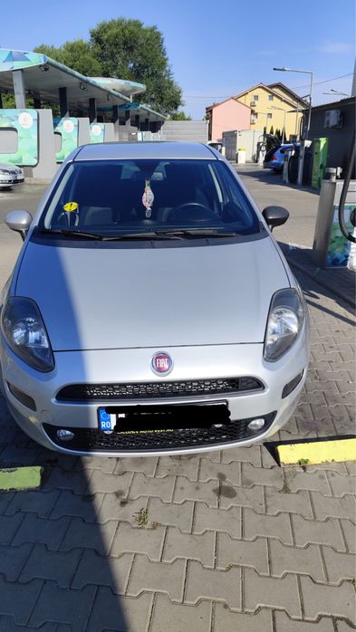 Vând fiat punto multi jet