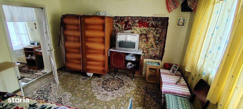 Casa locuibila in oras cu 1000mp teren