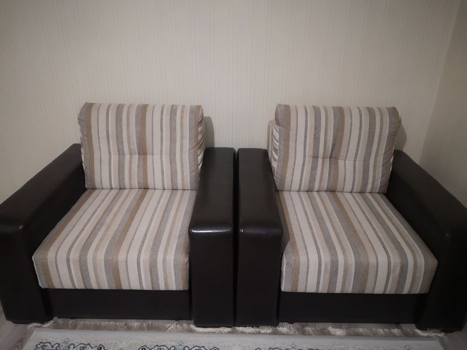 Диван с креслами