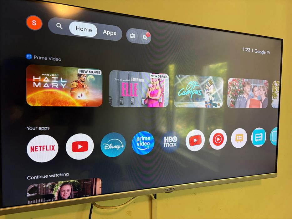 TV Tesla 100 cm Full HD