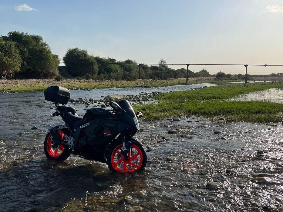 Мотоцикл Hyosung 250 куб.