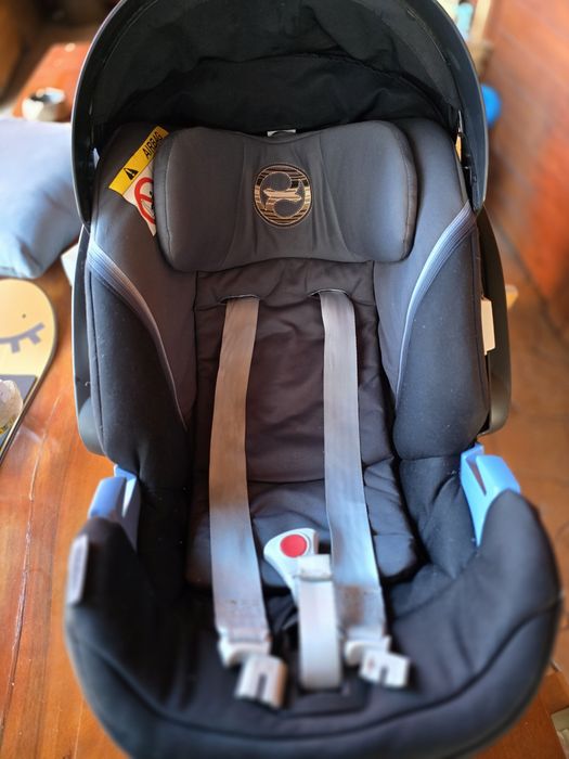 Vând Scoică Cybex