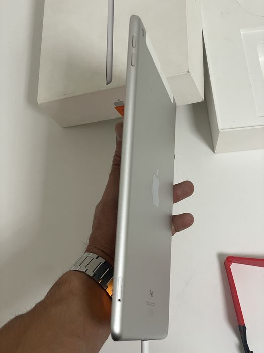 Ipad 6th gn идеал сост