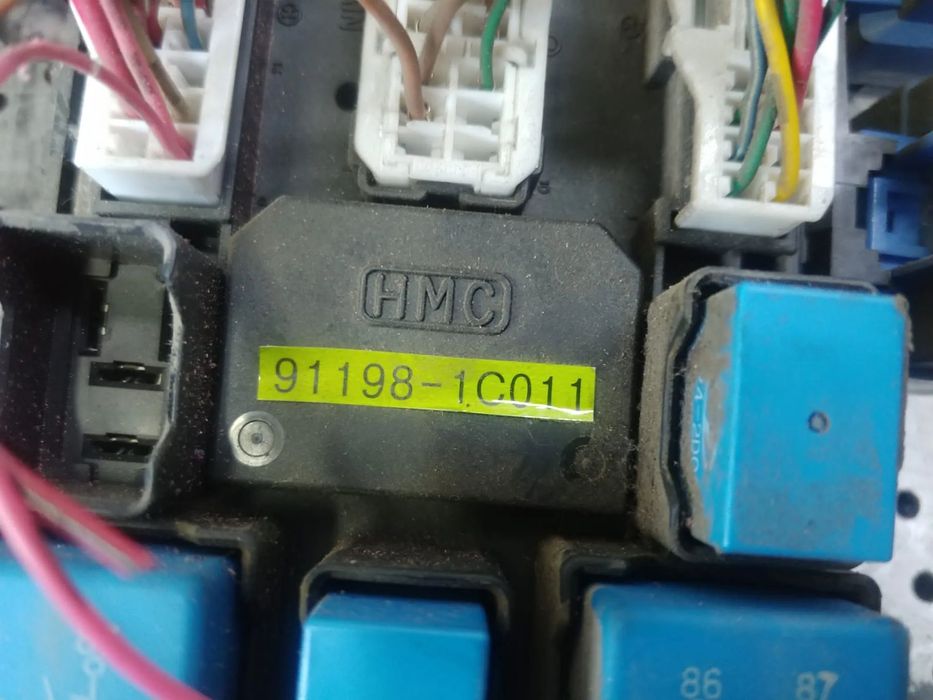 panou sigurante 1.1 b hyundai getz  2004 91198-1c011