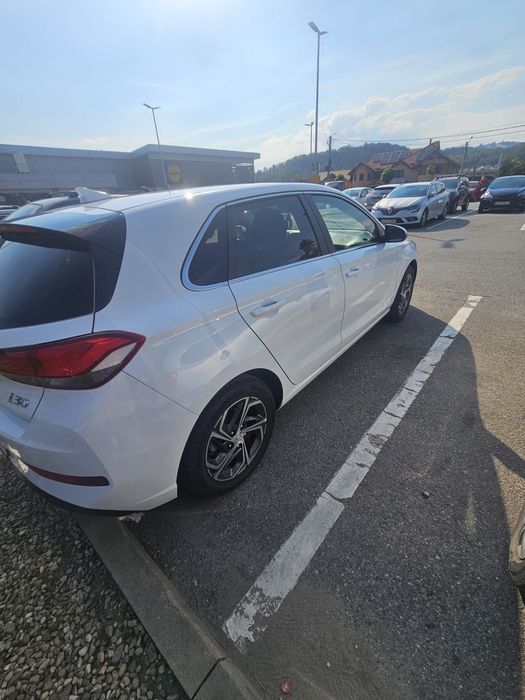 HYUNDAI i30 0 — imagine 4