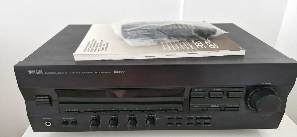 Amplificator/Receiver Yamaha RX-396 RDS cu telecomanda