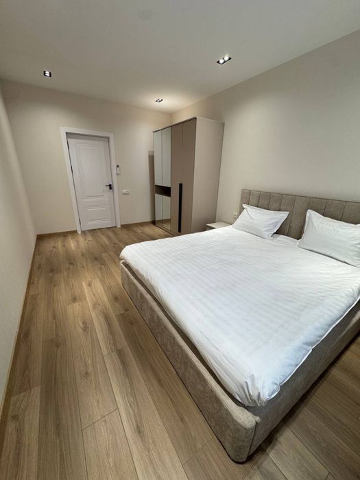 Аренда Максим Горький Художников