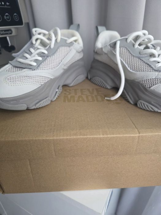 Adidasi Steve Madden,marimea 33