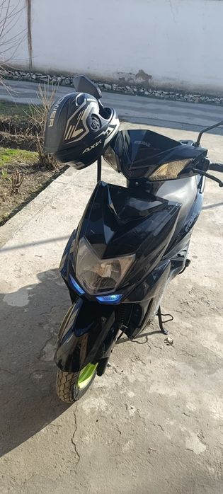 Сотилади скутер.