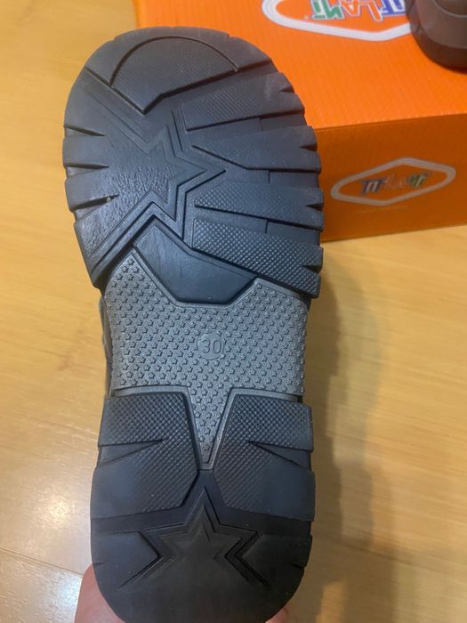 Зимние ботинки на мальчика, 30р