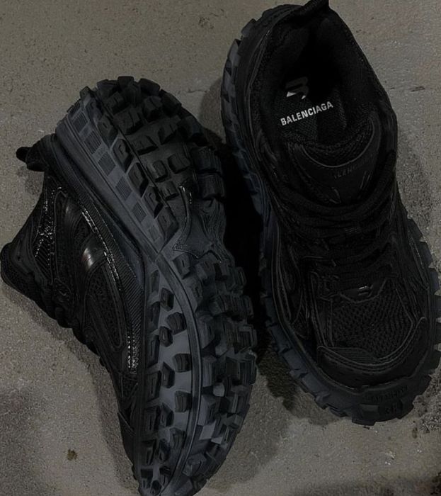 Balenciaga Defender кроссовки 43 размер