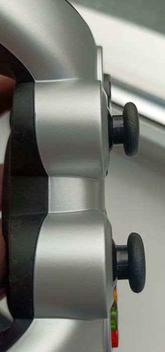 Геймпад Logitech F710