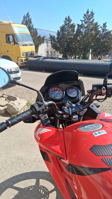 Honda CBF 125M – 2010 – 125cc – Injecție (nu yzf,ktm,aprilia)